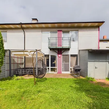 Family House L&M Apartment Liepaja Exterior photo